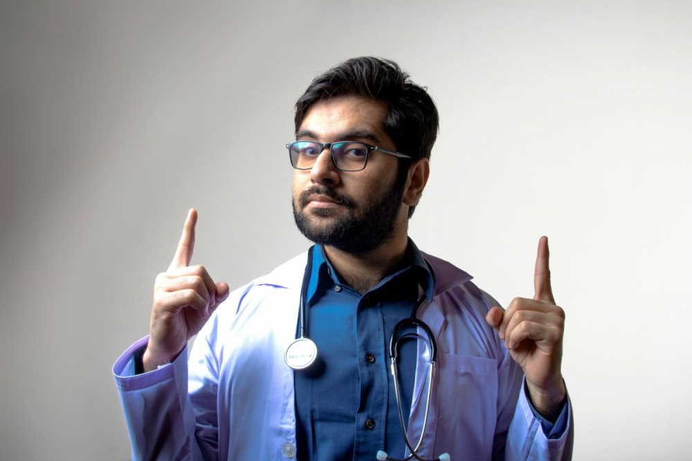 how to advance mental health technician career