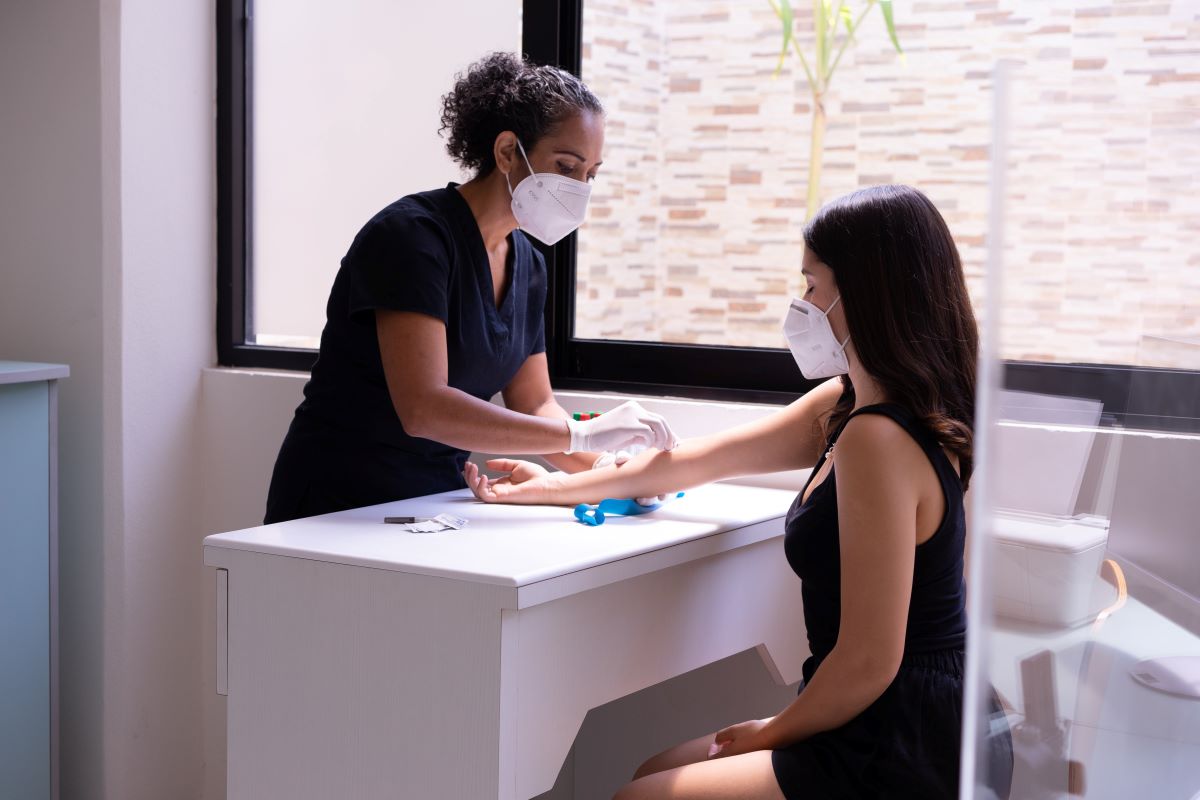 Do I need a degree to become phlebotomy technician