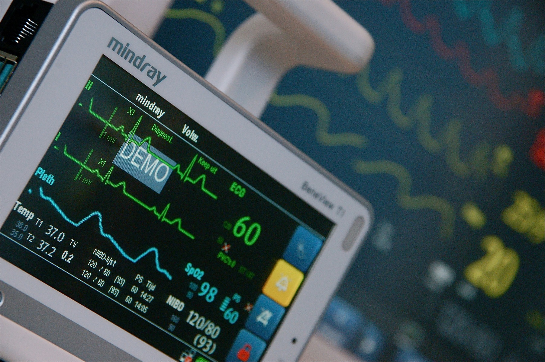 how to become a certified ekg tech